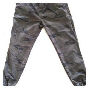 American Eagle Camouflage Joggers